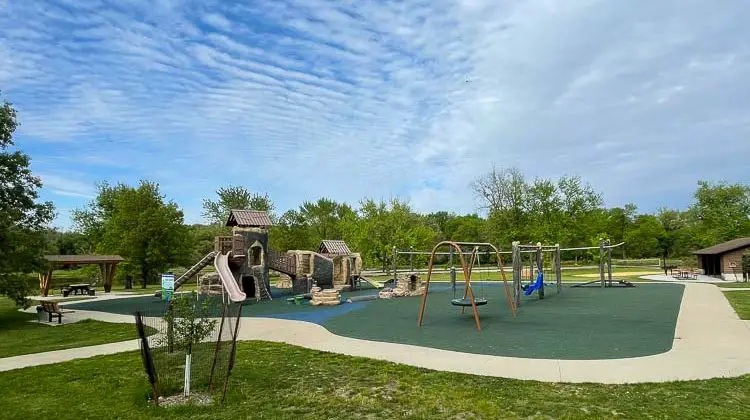Playground at Pinicon Ridge Park